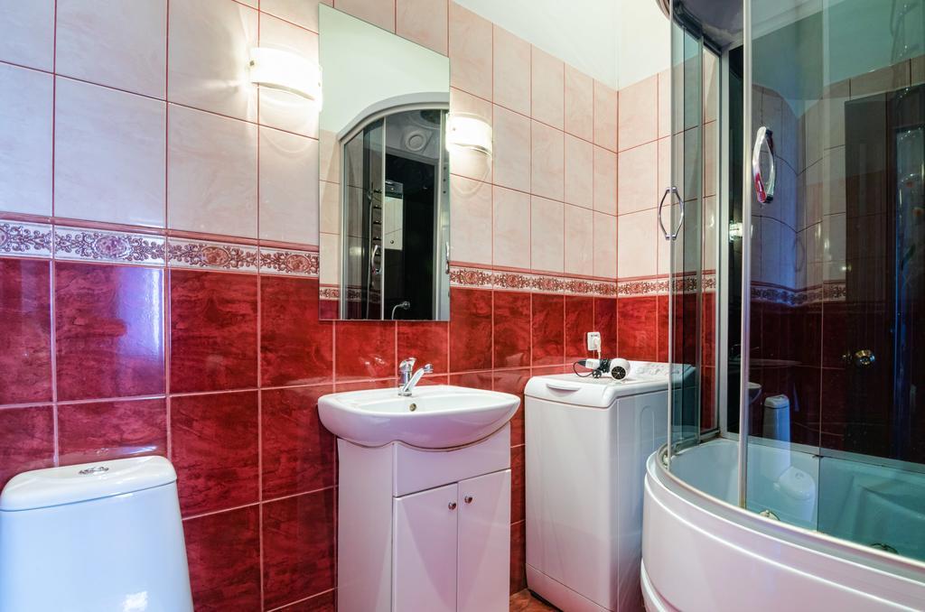 Leogrand Apartments On Kniazia Romana 26 리비프 외부 사진